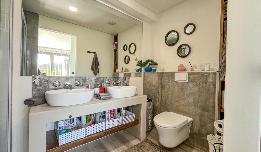 2 Bedroom Property for Sale in Island View Western Cape